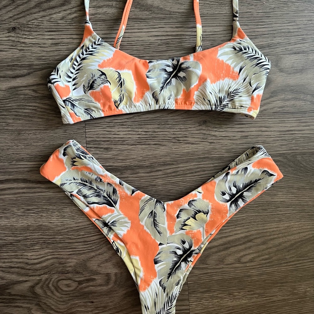 Billabong Bikini Set